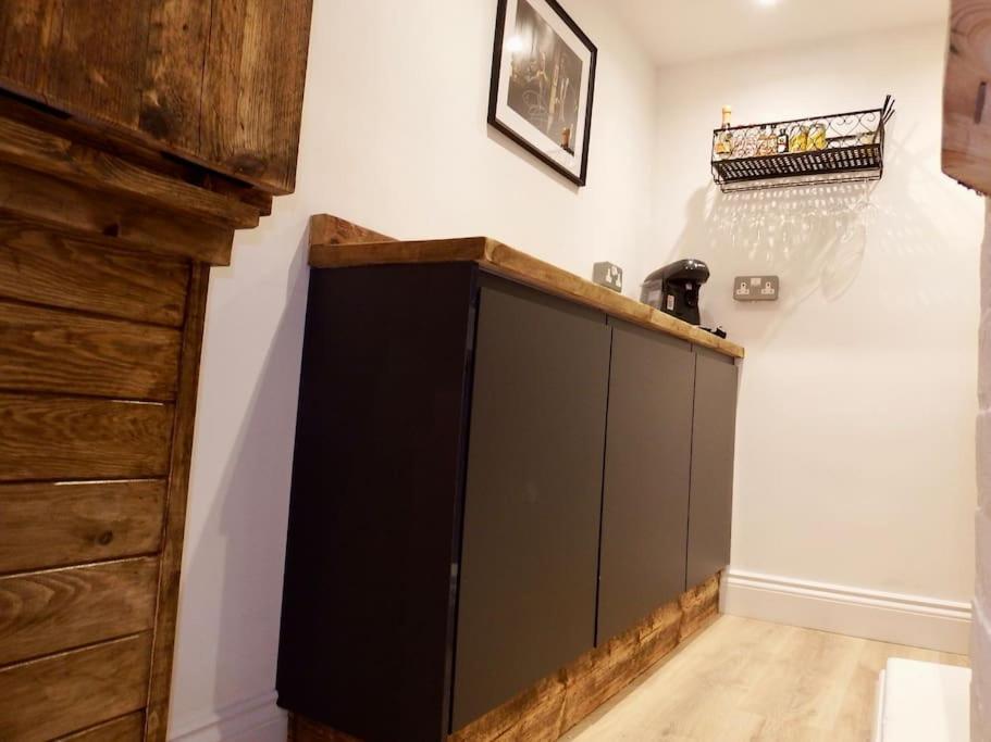 Newly Renovated Stunning Warehouse Apartment Bournemouth Exterior foto
