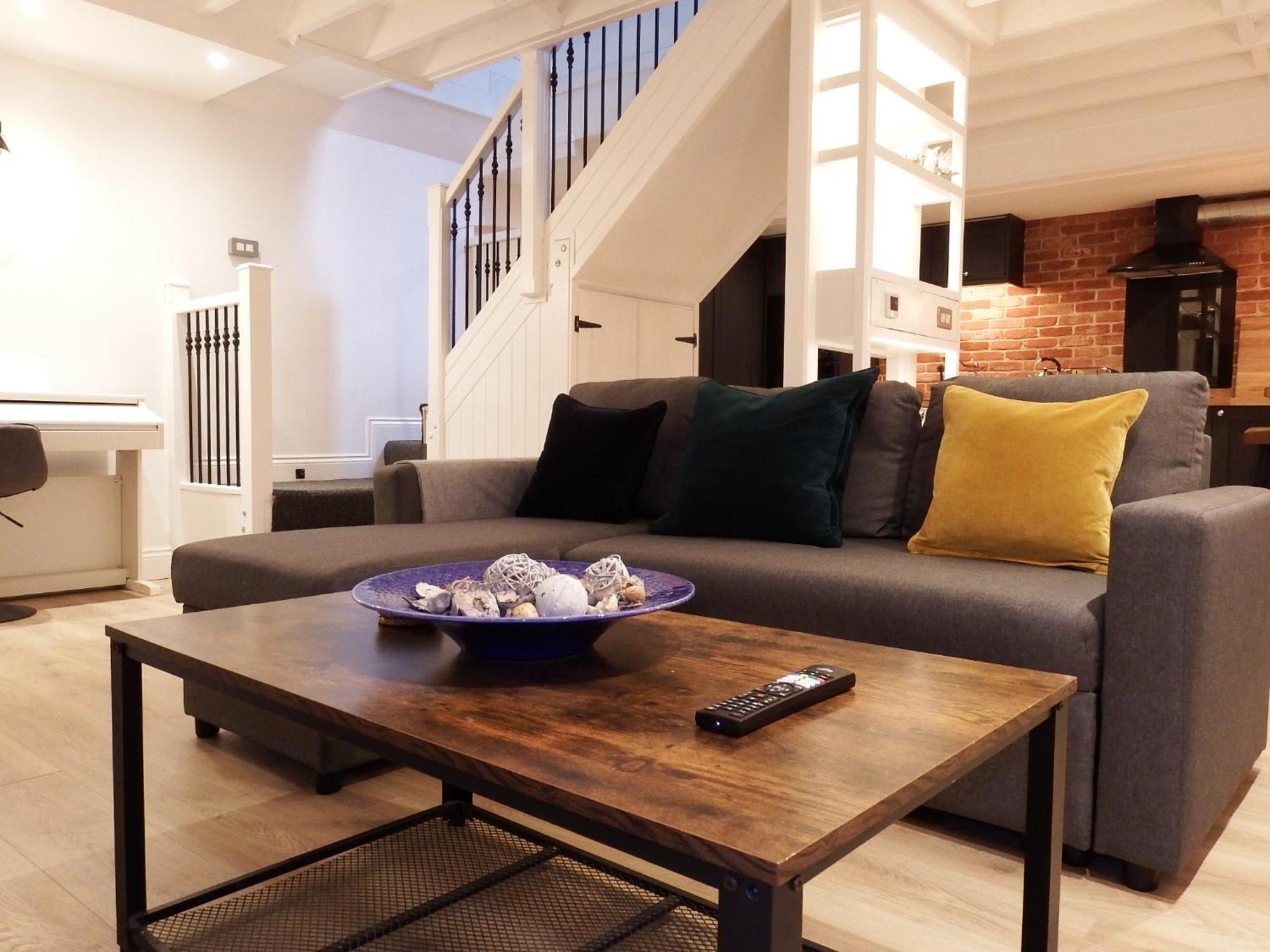 Newly Renovated Stunning Warehouse Apartment Bournemouth Exterior foto