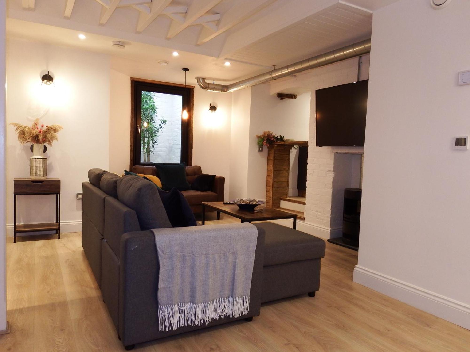 Newly Renovated Stunning Warehouse Apartment Bournemouth Exterior foto